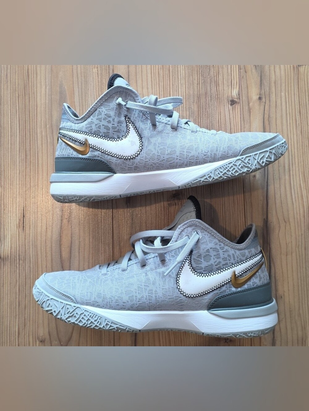 Nike LeBron NXXT Gen "Wolf Gray" - Used - Size 11